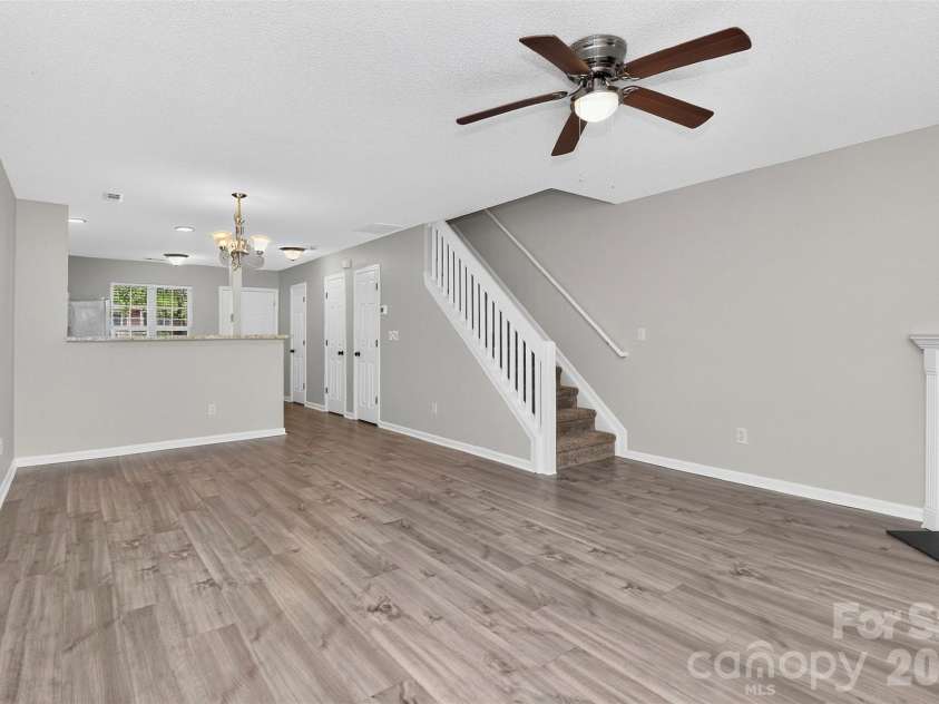 10866 Holly Ridge Boulevard, Charlotte, NC 28216.  MLS# CAR4401708, YatesRealty ID 42090. 