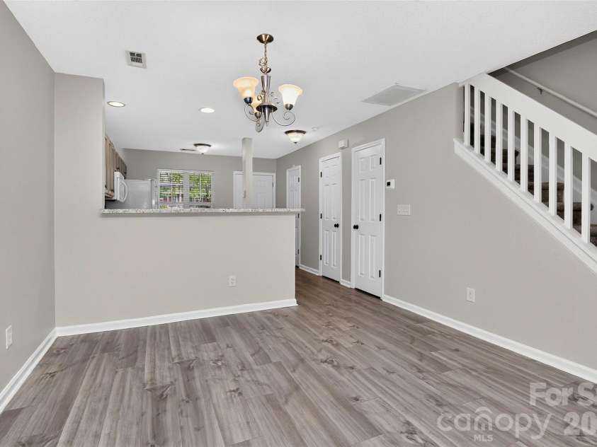 10866 Holly Ridge Boulevard, Charlotte, NC 28216.  MLS# CAR4401708, YatesRealty ID 42090. 