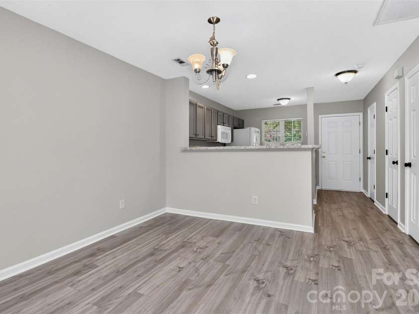 10866 Holly Ridge Boulevard, Charlotte, NC 28216.  MLS# CAR4401708, YatesRealty ID 42090. 