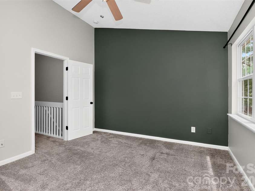 10866 Holly Ridge Boulevard, Charlotte, NC 28216.  MLS# CAR4401708, YatesRealty ID 42090. 