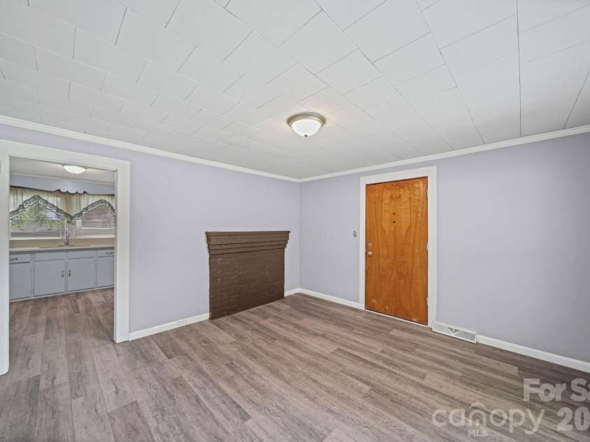 834 Murphy Street, Kannapolis, NC 28081.  MLS# CAR4411627, YatesRealty ID 42091. 