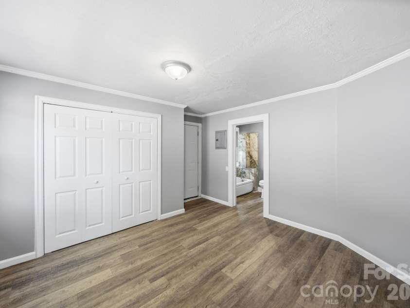 834 Murphy Street, Kannapolis, NC 28081.  MLS# CAR4411627, YatesRealty ID 42091. 