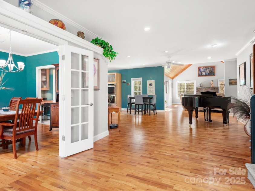 132 Green Meadows Lane, Columbus, NC 28722.  MLS# CAR4242654, YatesRealty ID 4210. 