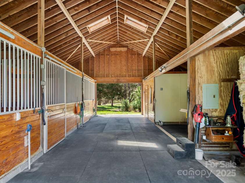 132 Green Meadows Lane, Columbus, NC 28722.  MLS# CAR4242654, YatesRealty ID 4210. 