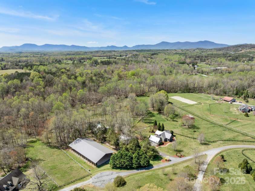 132 Green Meadows Lane, Columbus, NC 28722.  MLS# CAR4242654, YatesRealty ID 4210. 