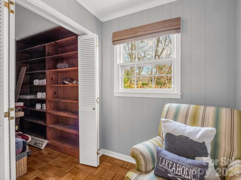 139 Valley View Circle, Lake Lure, NC 28746.  MLS# CAR4329352, YatesRealty ID 4210. 