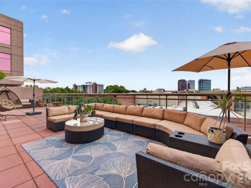 315 Arlington Avenue, Charlotte, NC 28203.  MLS# CAR4373961, YatesRealty ID 4210. 