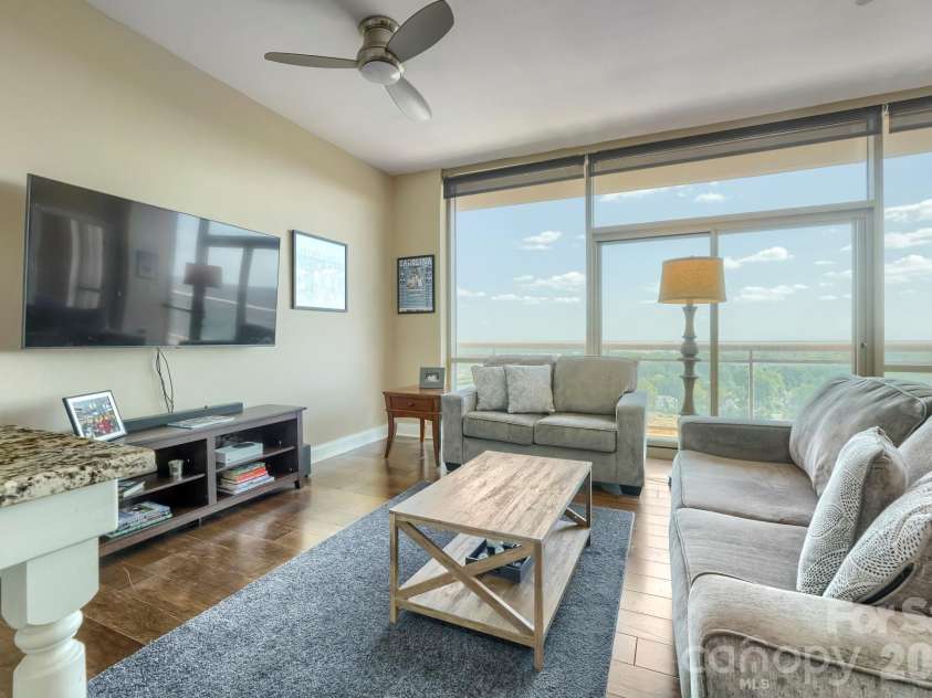 315 Arlington Avenue, Charlotte, NC 28203.  MLS# CAR4430031, YatesRealty ID 4210. 