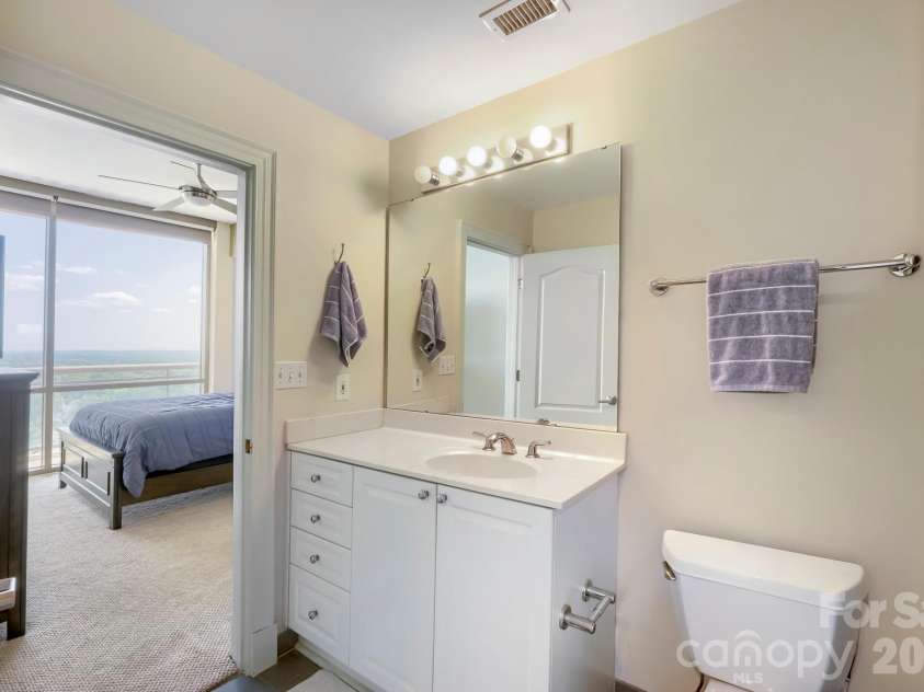 315 Arlington Avenue, Charlotte, NC 28203.  MLS# CAR4430031, YatesRealty ID 4210. 