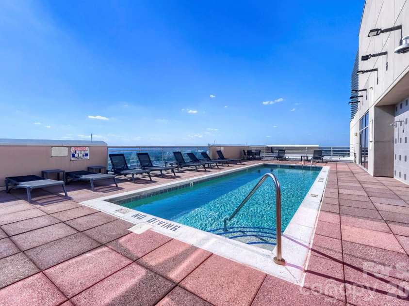 315 Arlington Avenue, Charlotte, NC 28203.  MLS# CAR4430031, YatesRealty ID 4210. 