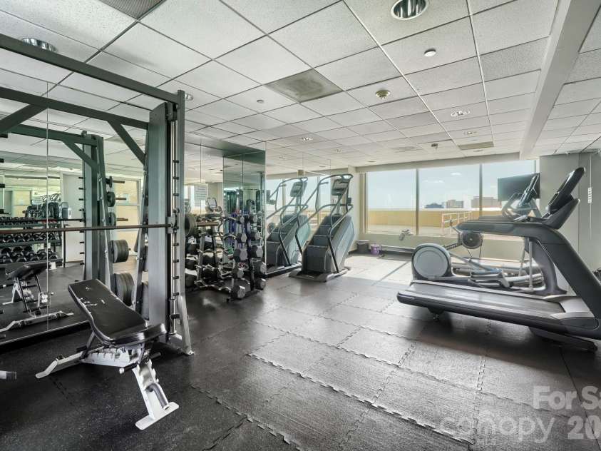 315 Arlington Avenue, Charlotte, NC 28203.  MLS# CAR4430031, YatesRealty ID 4210. 