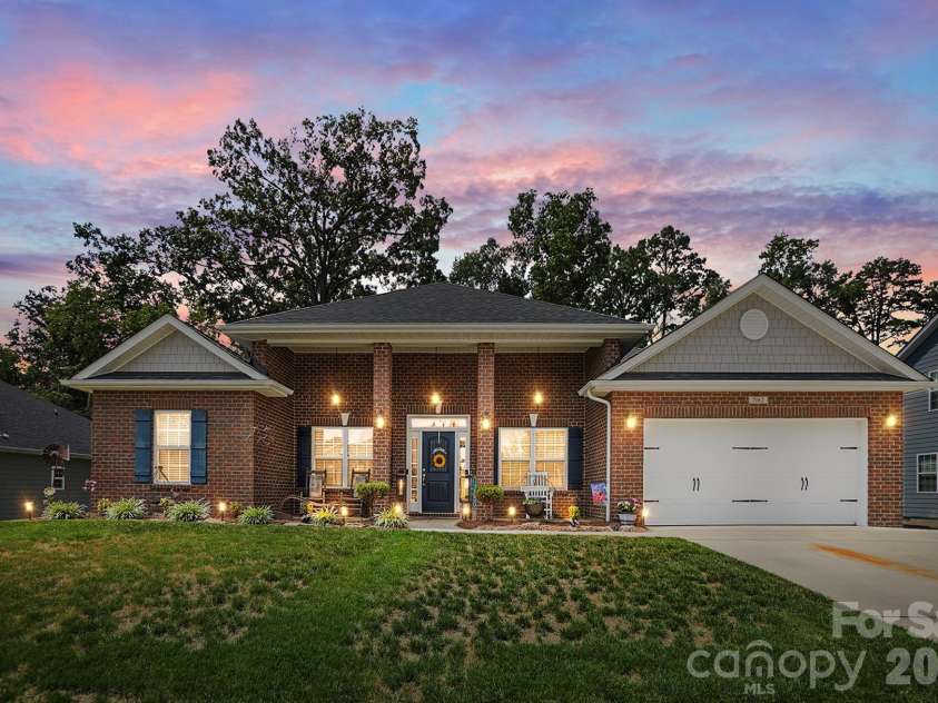 7162 Barleywood Drive, Locust, NC 28097.  MLS# CAR4399302, YatesRealty ID 42101. 
