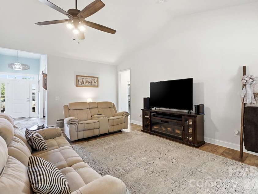 7162 Barleywood Drive, Locust, NC 28097.  MLS# CAR4399302, YatesRealty ID 42101. 