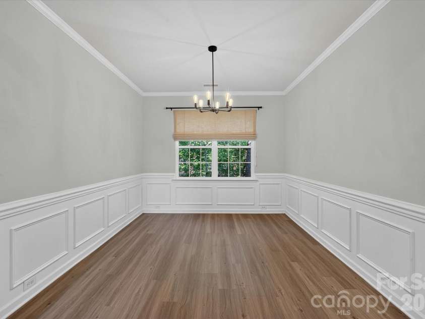 14016 Southbridge Forest Drive, Charlotte, NC 28273.  MLS# CAR4404050, YatesRealty ID 42102. Formal Dining Room/Potential Office Space