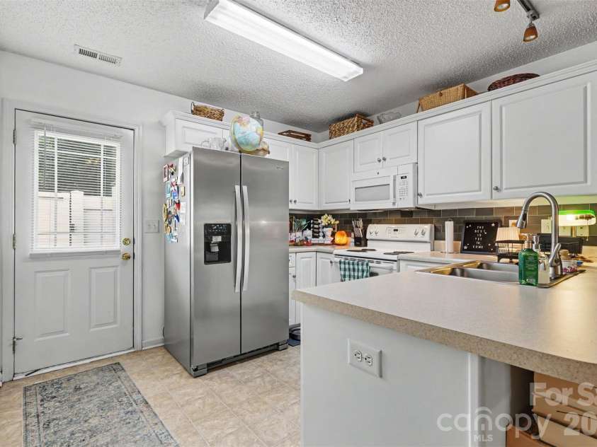 448 Guiness Place, Rock Hill, SC 29730.  MLS# CAR4407380, YatesRealty ID 42103. 