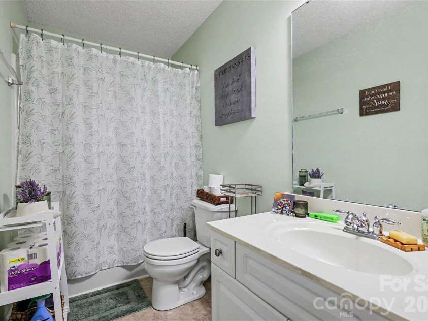 448 Guiness Place, Rock Hill, SC 29730.  MLS# CAR4407380, YatesRealty ID 42103. 