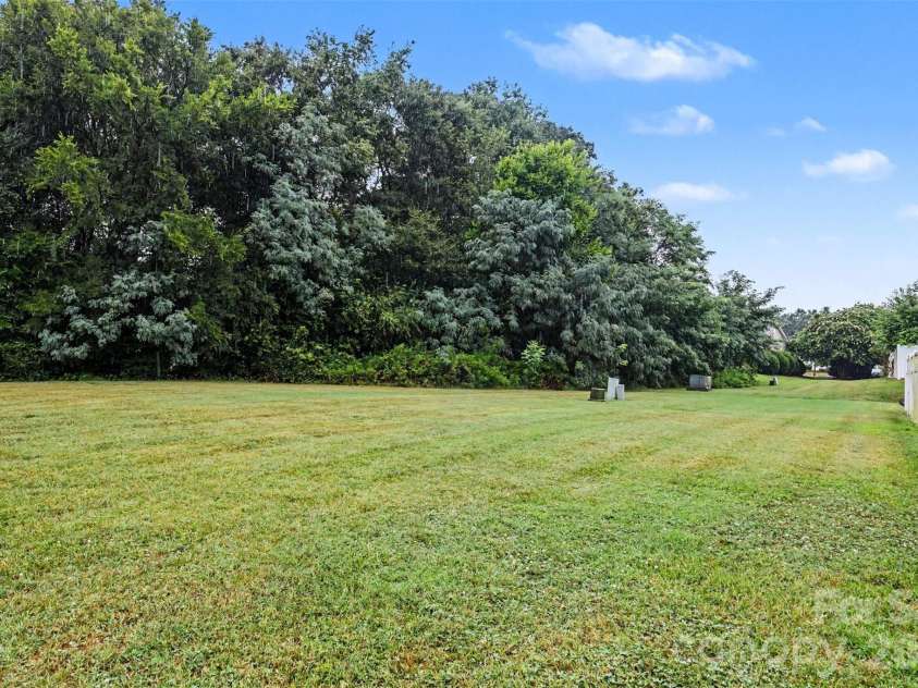 448 Guiness Place, Rock Hill, SC 29730.  MLS# CAR4407380, YatesRealty ID 42103. 
