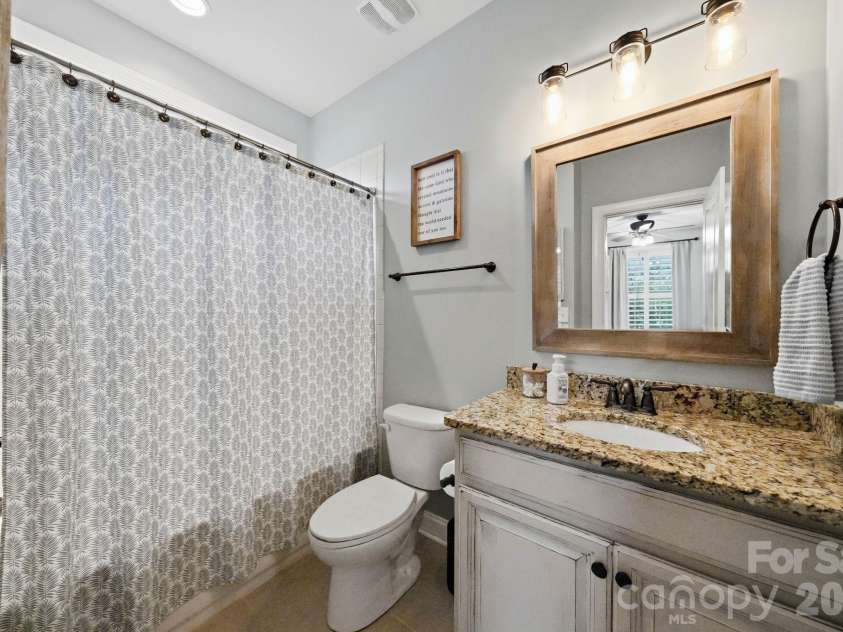 109 Heron Cove Loop, Mooresville, NC 28117.  MLS# CAR4406863, YatesRealty ID 42104. 