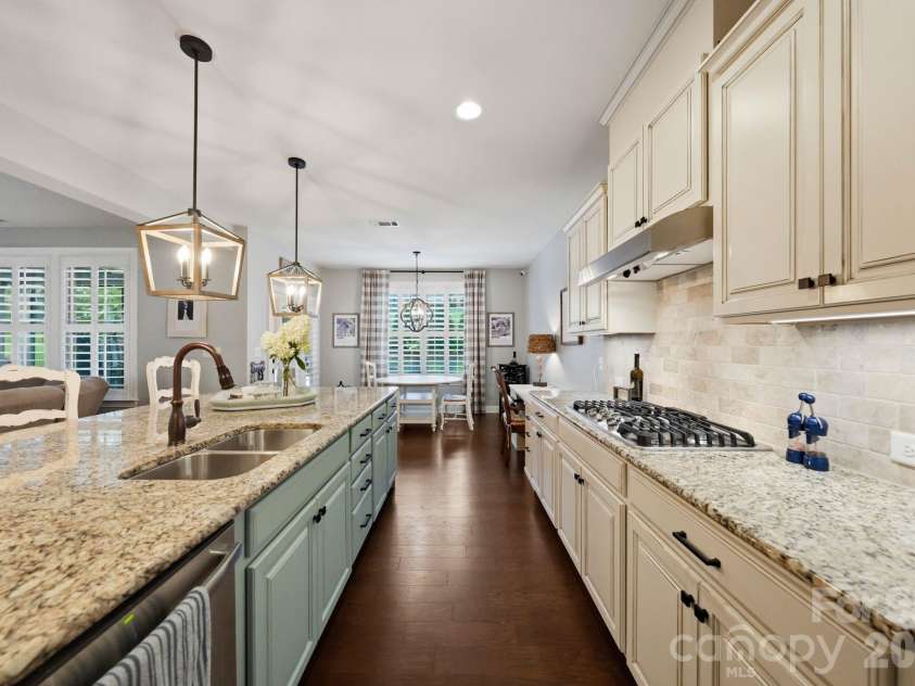 109 Heron Cove Loop, Mooresville, NC 28117.  MLS# CAR4406863, YatesRealty ID 42104. 