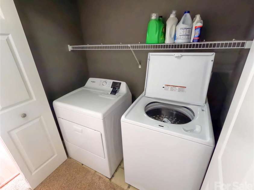 910 44th Avenue Court, Hickory, NC 28601.  MLS# CAR4408465, YatesRealty ID 42105. 