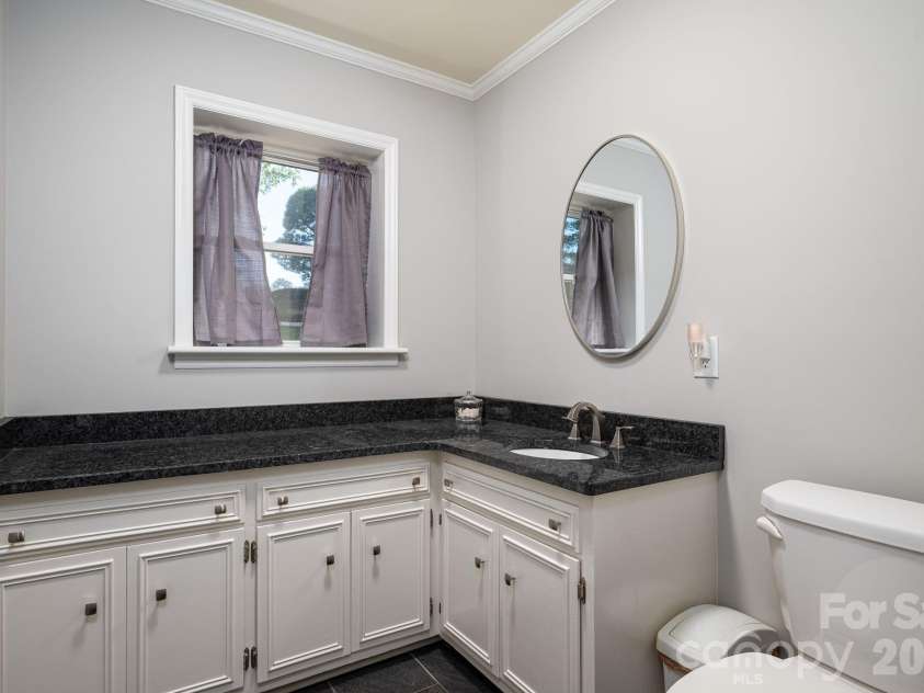389 Caprice Circle, Lincolnton, NC 28092.  MLS# CAR4405786, YatesRealty ID 42109. 