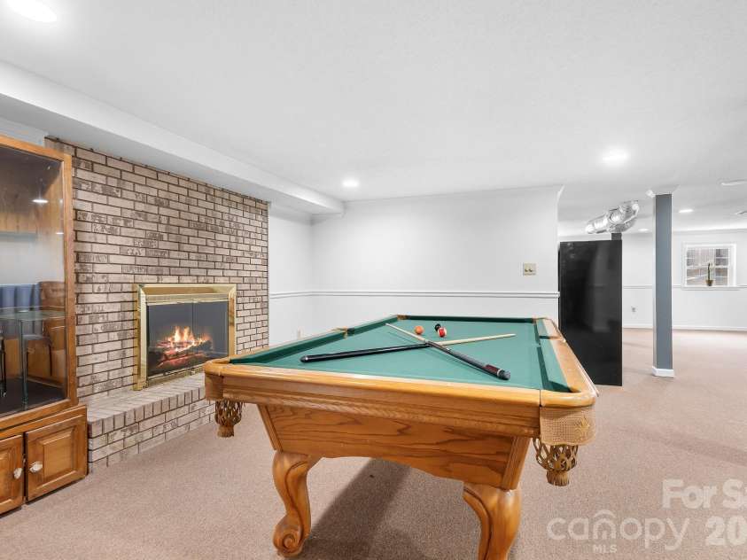 350 Pinevale Drive, Salisbury, NC 28144.  MLS# CAR4341306, YatesRealty ID 4211. 