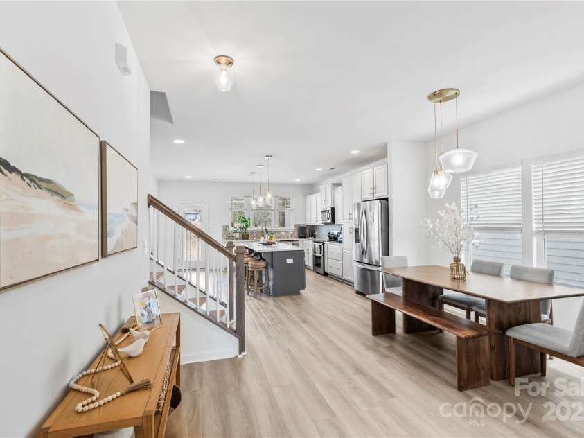 5104 Thomasville Drive, Belmont, NC 28012.  MLS# CAR4242636, YatesRealty ID 4211. Dining Area