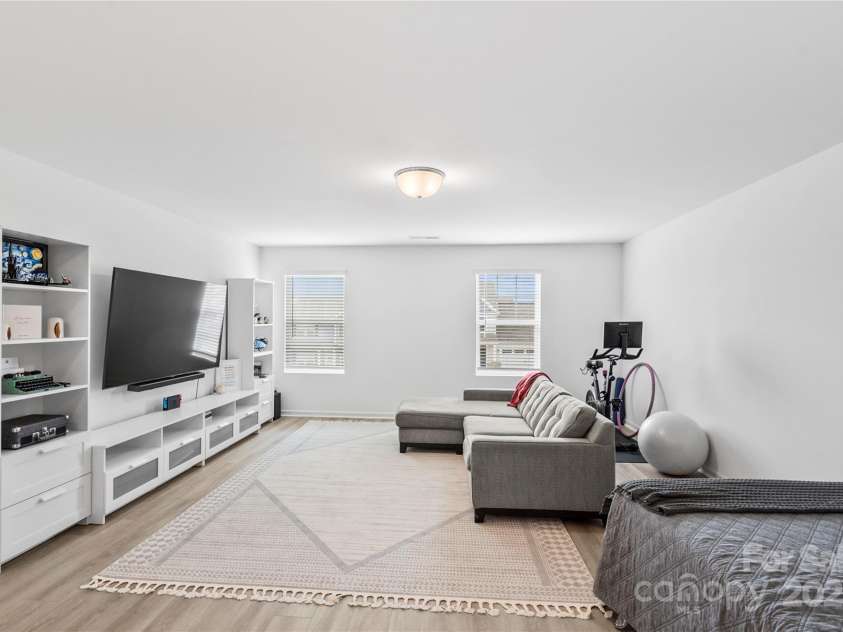 5104 Thomasville Drive, Belmont, NC 28012.  MLS# CAR4242636, YatesRealty ID 4211. Flex family space upstairs