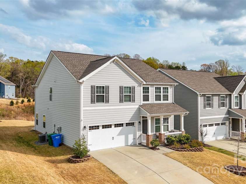 5104 Thomasville Drive, Belmont, NC 28012.  MLS# CAR4242636, YatesRealty ID 4211. Side angle