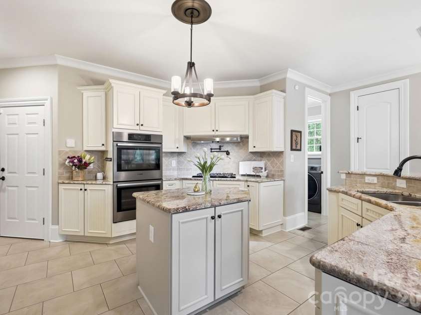 3210 Lake Shore Road, Denver, NC 28037.  MLS# CAR4404353, YatesRealty ID 42110. 
