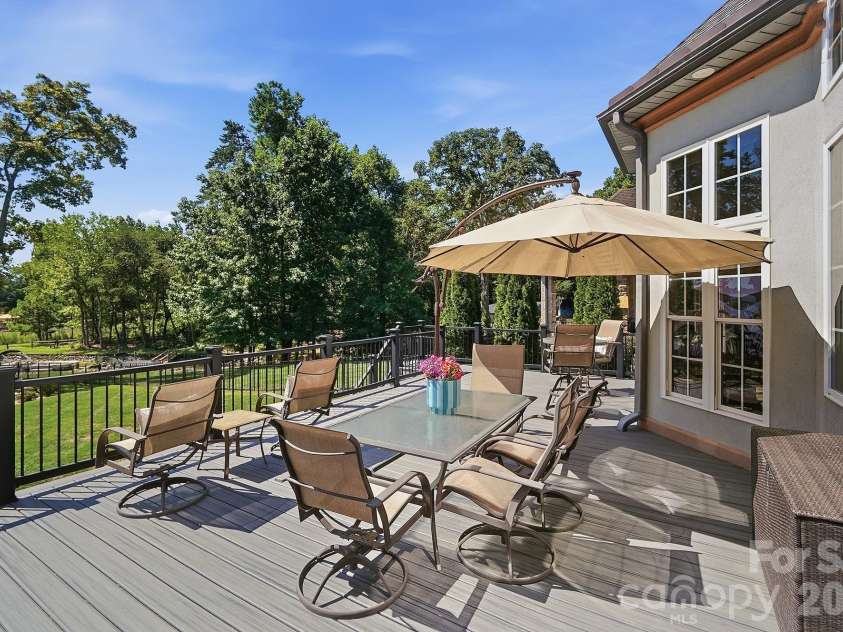 3210 Lake Shore Road, Denver, NC 28037.  MLS# CAR4404353, YatesRealty ID 42110. 