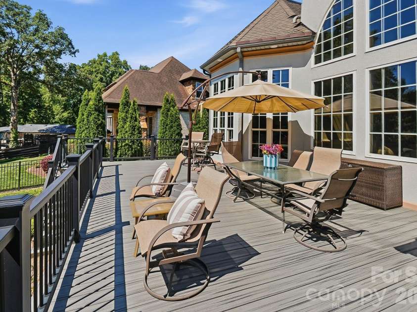 3210 Lake Shore Road, Denver, NC 28037.  MLS# CAR4404353, YatesRealty ID 42110. 