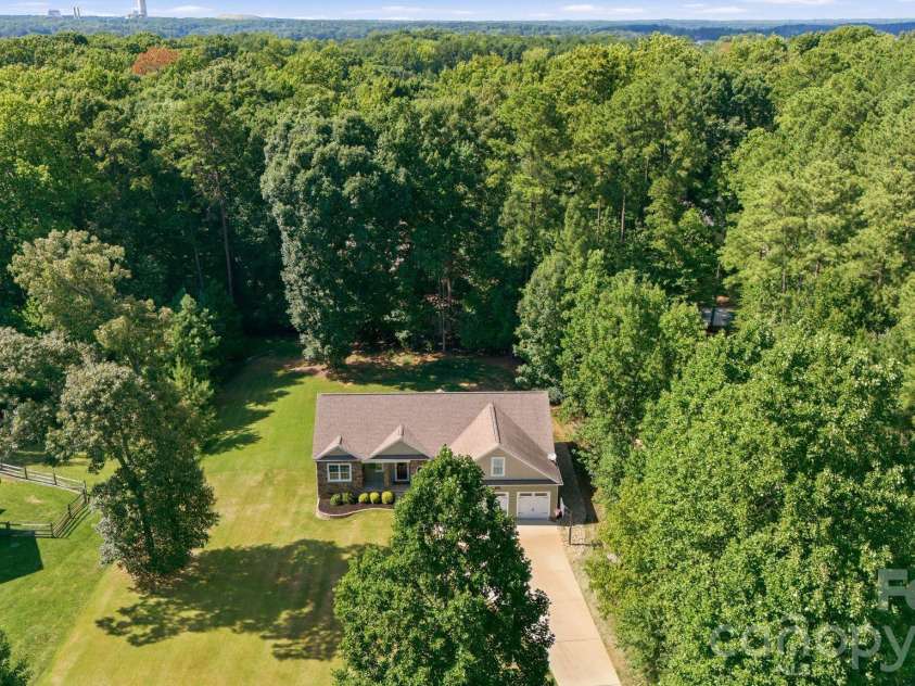 488 Mckendree Road, Mooresville, NC 28117.  MLS# CAR4410598, YatesRealty ID 42111. 