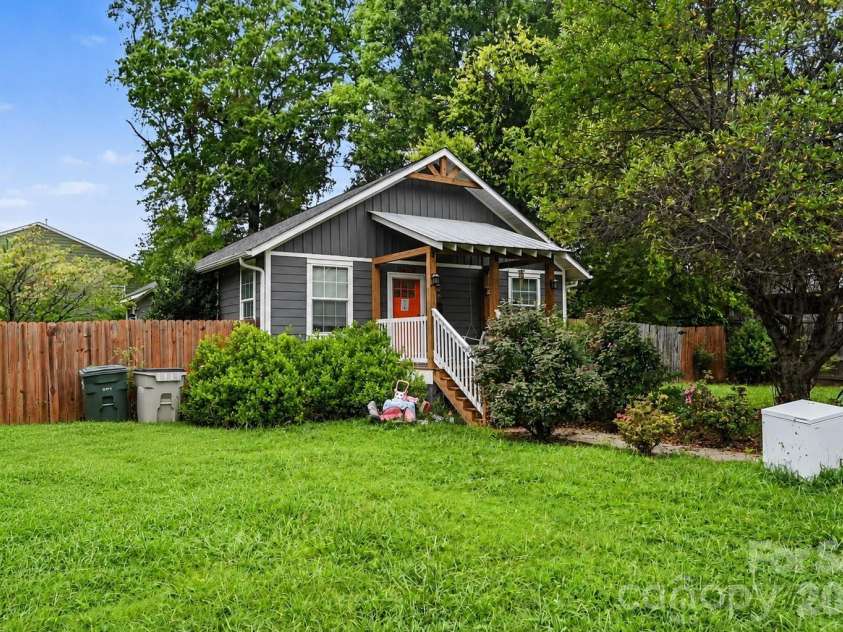 1104 Poston Circle, Gastonia, NC 28054.  MLS# CAR4410688, YatesRealty ID 42113. 