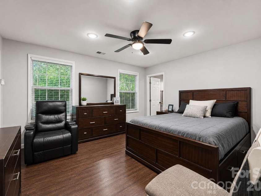 1104 Poston Circle, Gastonia, NC 28054.  MLS# CAR4410688, YatesRealty ID 42113. 