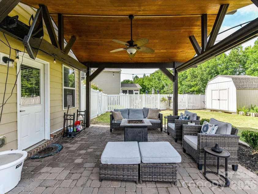 1033 Blue Stream Lane, Indian Trail, NC 28079.  MLS# CAR4392083, YatesRealty ID 42115. 
