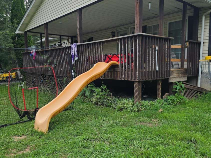 76 Angie Lane, Mills River, NC 28759.  MLS# CAR4408313, YatesRealty ID 42117. 
