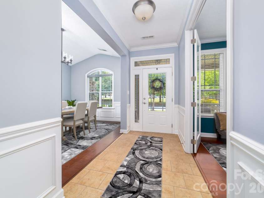 2044 Middleton Farm Drive, Belmont, NC 28012.  MLS# CAR4406929, YatesRealty ID 42119. 