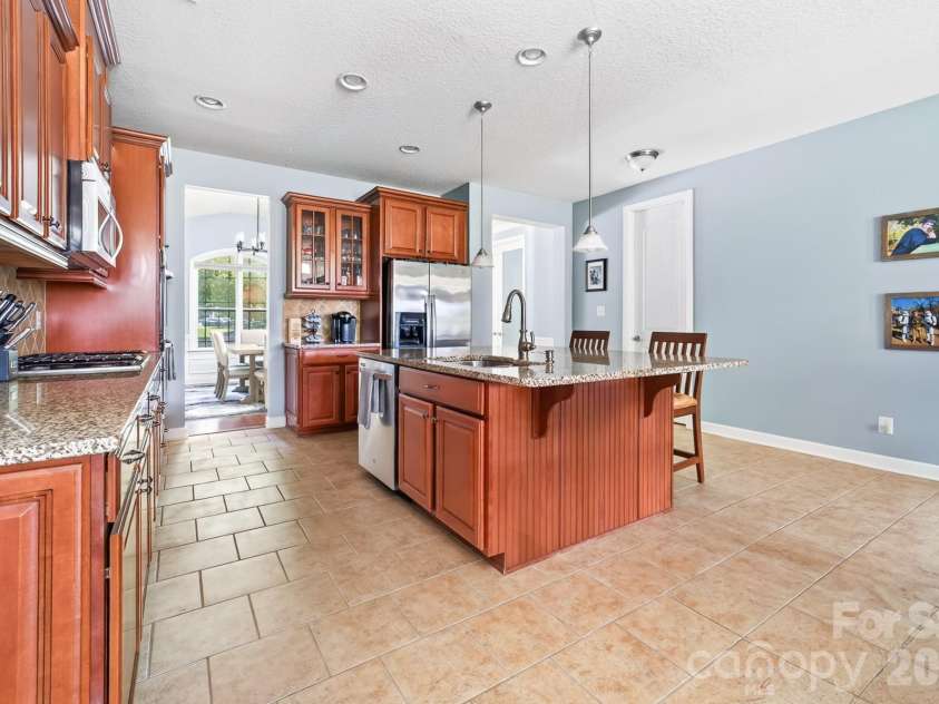 2044 Middleton Farm Drive, Belmont, NC 28012.  MLS# CAR4406929, YatesRealty ID 42119. 