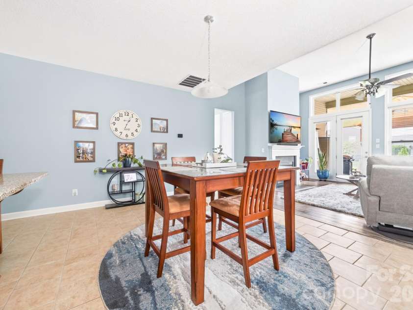 2044 Middleton Farm Drive, Belmont, NC 28012.  MLS# CAR4406929, YatesRealty ID 42119. 