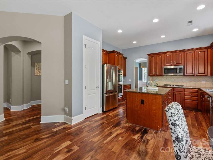 11308 Wheat Ridge Road, Charlotte, NC 28277.  MLS# CAR4241331, YatesRealty ID 4212. 