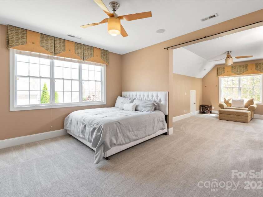 11308 Wheat Ridge Road, Charlotte, NC 28277.  MLS# CAR4241331, YatesRealty ID 4212. Fifth bedroom w/ bonus room or massive bonus room and recreation room