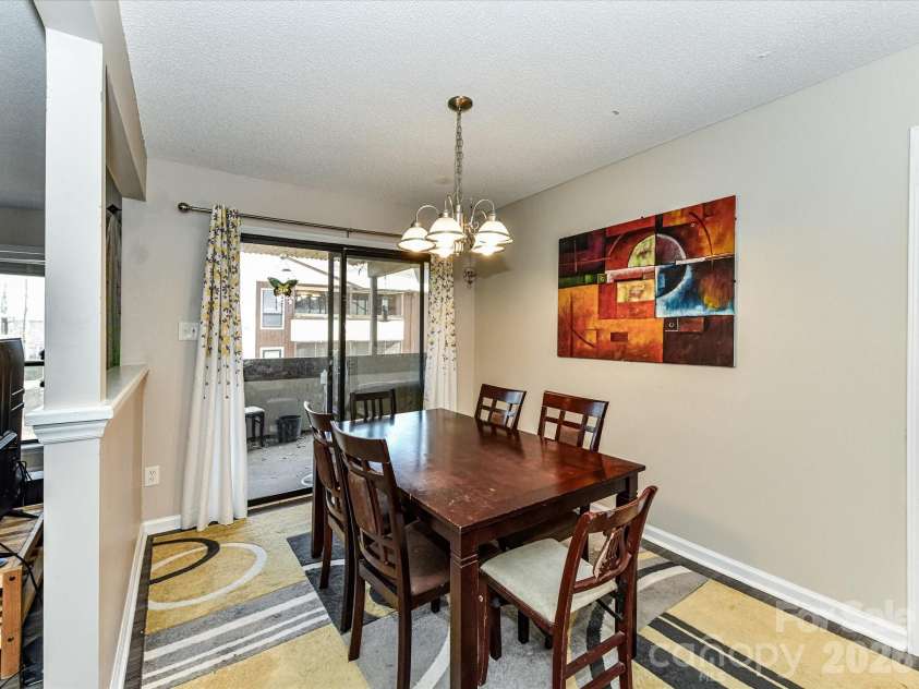 7304 Winery Lane, Charlotte, NC 28227.  MLS# CAR4355435, YatesRealty ID 4212. 