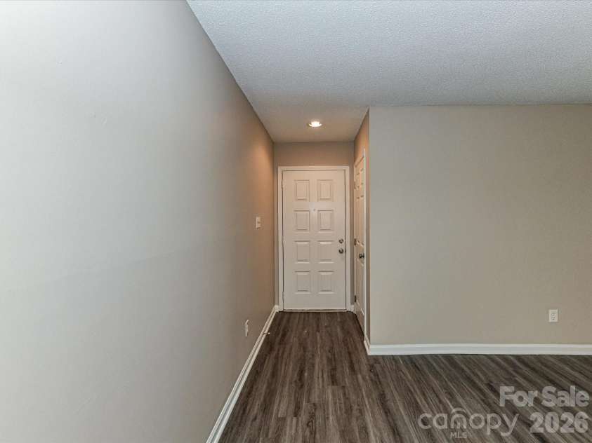 7304 Winery Lane, Charlotte, NC 28227.  MLS# CAR4355435, YatesRealty ID 4212. 
