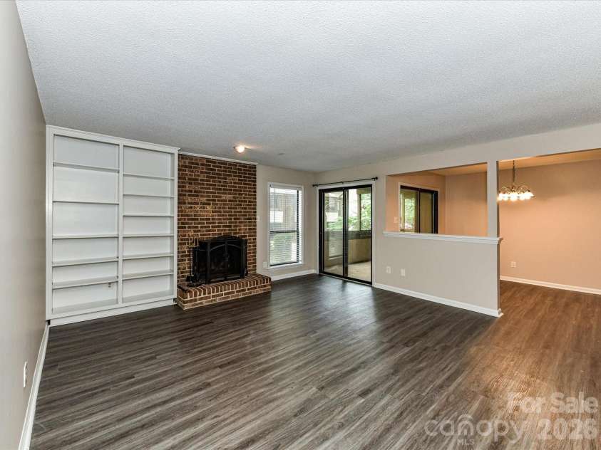 7304 Winery Lane, Charlotte, NC 28227.  MLS# CAR4355435, YatesRealty ID 4212. 