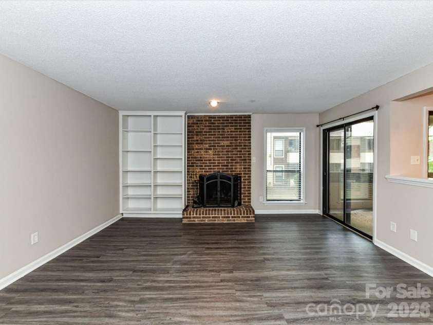 7304 Winery Lane, Charlotte, NC 28227.  MLS# CAR4355435, YatesRealty ID 4212. 