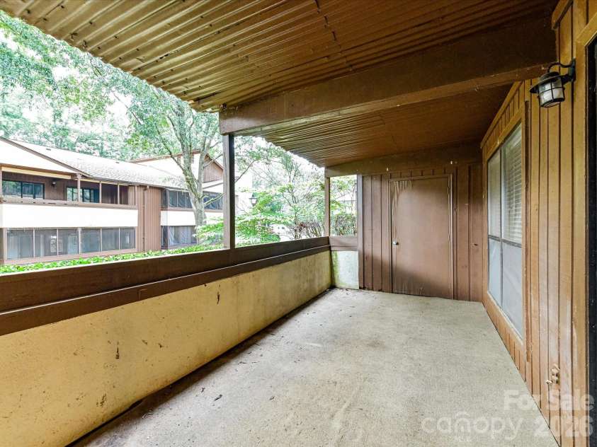 7304 Winery Lane, Charlotte, NC 28227.  MLS# CAR4355435, YatesRealty ID 4212. 