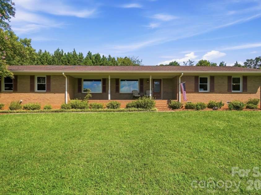 15513 Thompson Road, Mint Hill, NC 28227.  MLS# CAR4412227, YatesRealty ID 42120. 