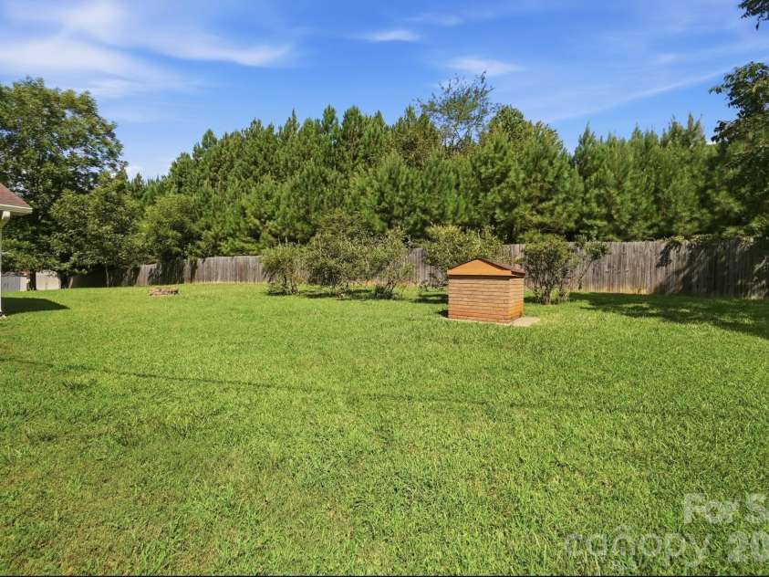 15513 Thompson Road, Mint Hill, NC 28227.  MLS# CAR4412227, YatesRealty ID 42120. 