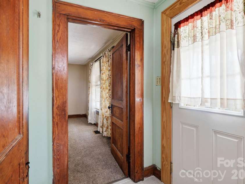 1303 Bringle Ferry Road, Salisbury, NC 28144.  MLS# CAR4404807, YatesRealty ID 42121. 